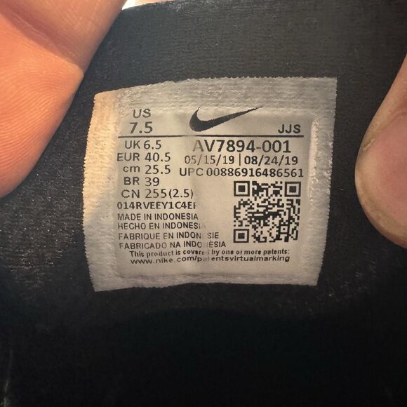 S Nike Air Max 90 Essential Black Metallic Gold US Men's Size 7.5 AV7894-00 - Picture 8 of 8